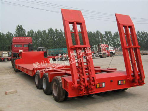 低平板半掛車(chē)有哪些特點(diǎn)？